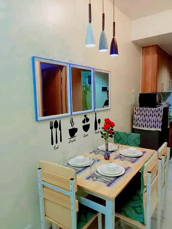 Dream City Staycation -Shore3 Residences Tower 2 Manila 0*,  Philippines