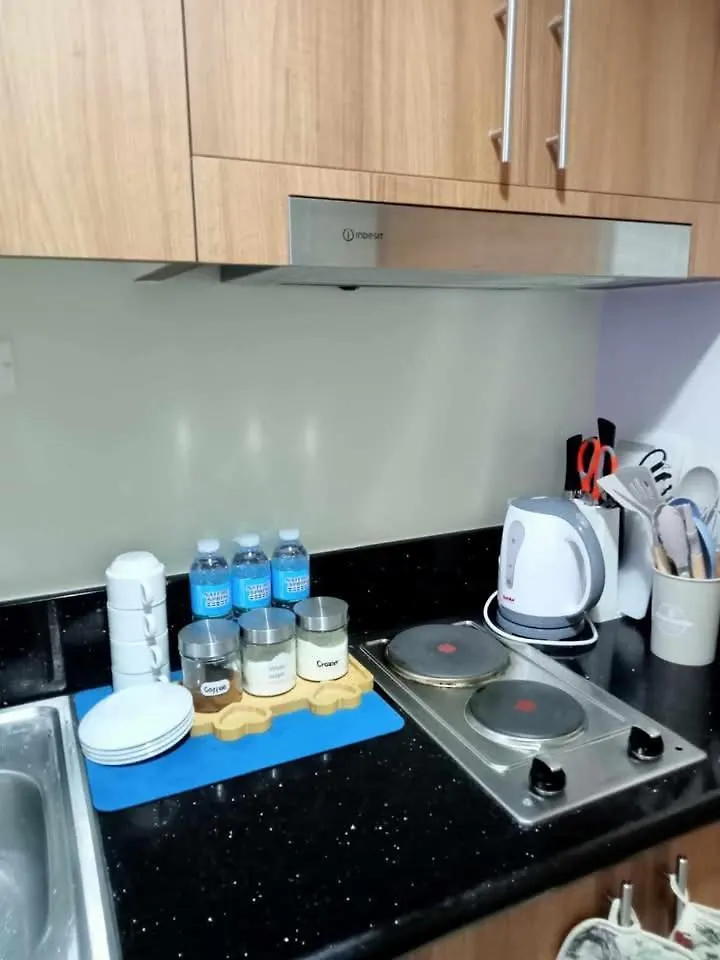 Dream City Staycation -Shore3 Residences Tower 2 Manila 0*,  Philippines